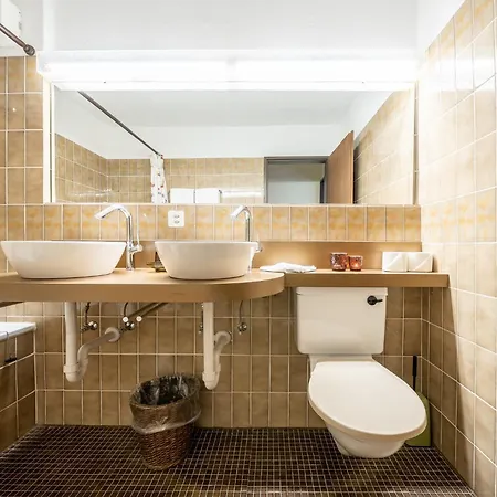 Pl 202 Lichtdurchflutete Mit Grossem Balkon Richtung Scuol 아파트 *