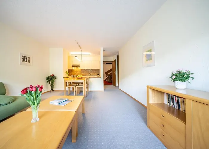 Pl 202 Lichtdurchflutete Mit Grossem Balkon Richtung Scuol Vulpera