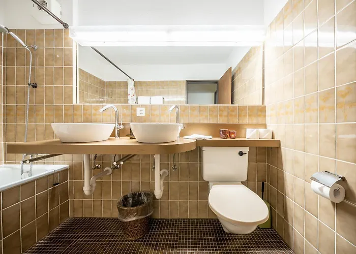 Pl 202 Lichtdurchflutete Mit Grossem Balkon Richtung Scuol Appartamento *